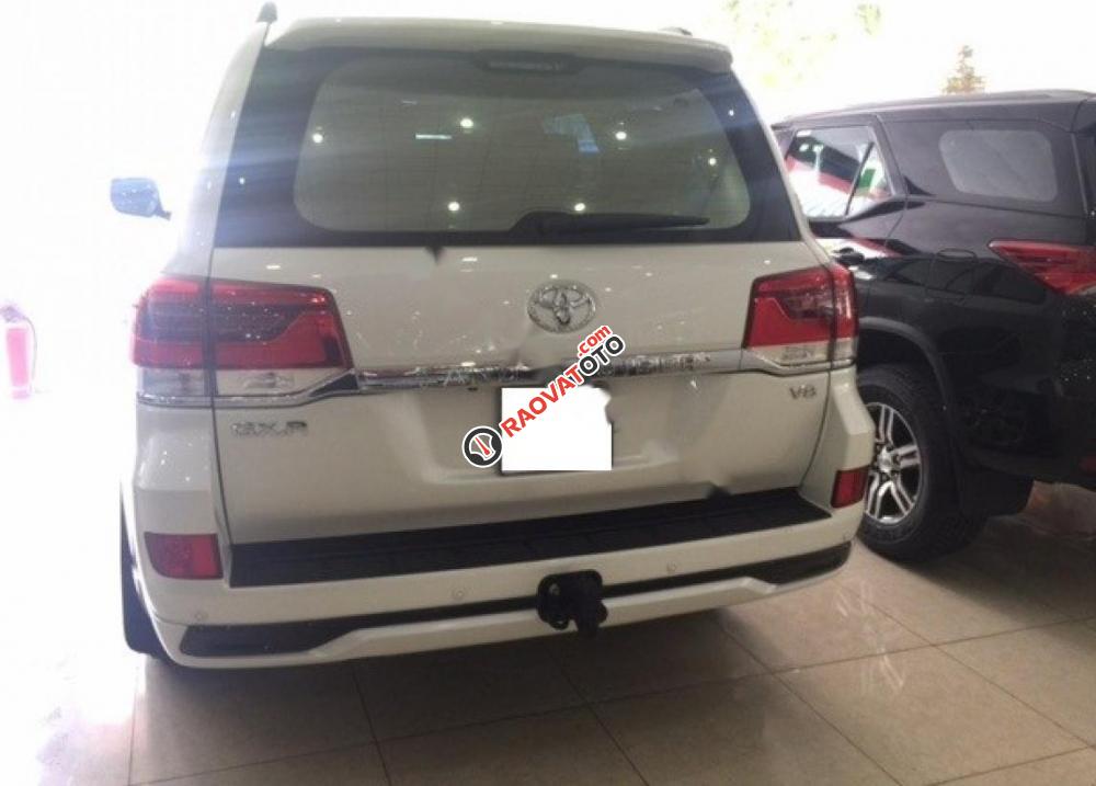 Bán xe Toyota Land Cruiser GX.R 4.0 V6 đời 2016, màu trắng, nhập khẩu nguyên chiếc-0