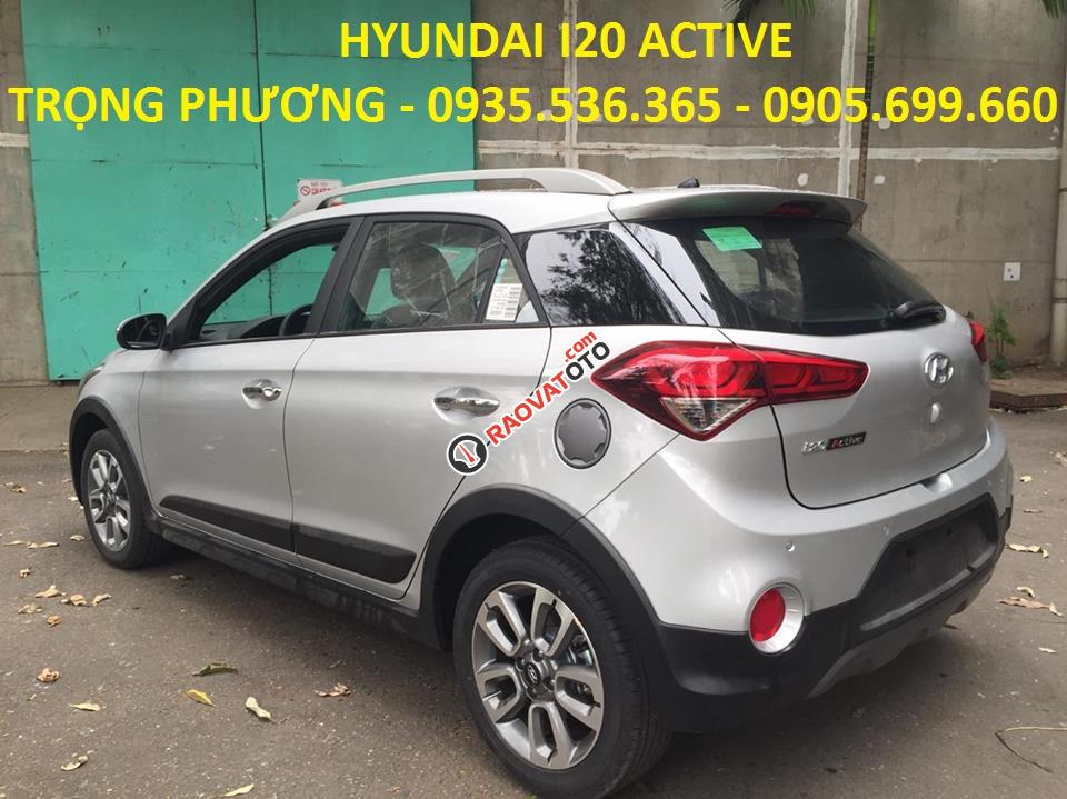 Bán Hyundai i20 Active 2017 trả góp Đà Nẵng, màu bạc, LH: Trọng Phương - 0935.536.365-5