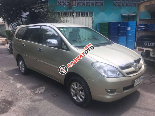 Bán lại xe Toyota Innova G đời 2006, màu bạc, giá 335tr-0