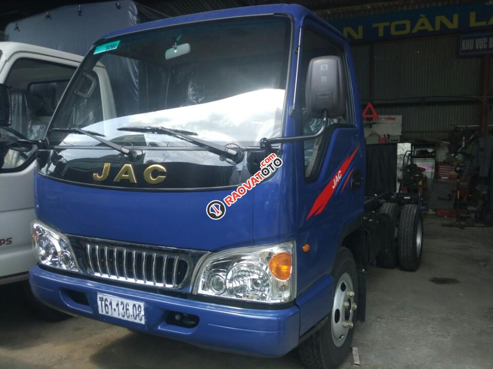 Bán xe tải Jac 2.4 tấn, trả góp 90% tặng trước bạ-2