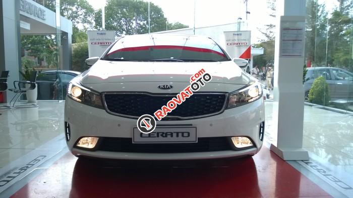 Kia Cerato 2.0AT - CTKM lớn - trả góp 85% - Không cần chứng minh thu nhập-0