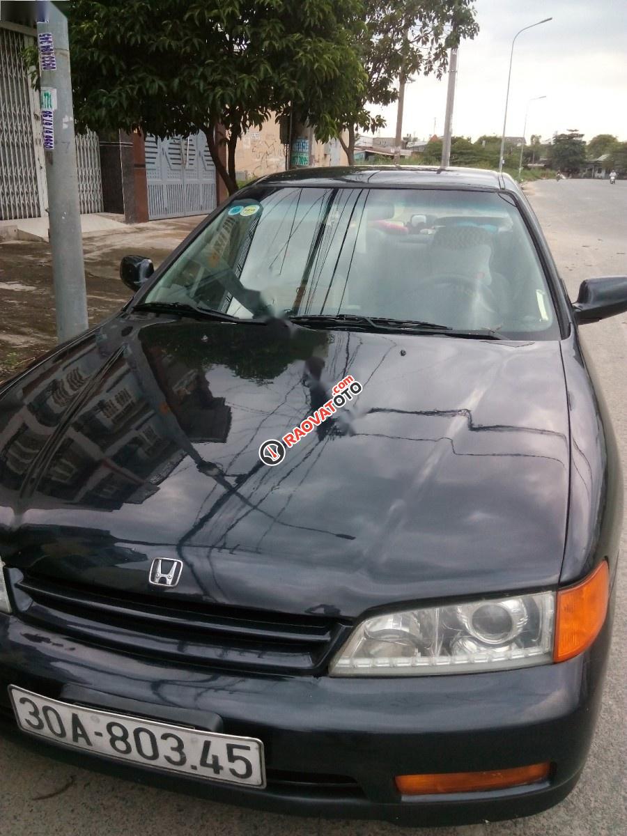 Bán Honda Accord sản xuất 1994, màu đen, nhập khẩu nguyên chiếc, giá cạnh tranh-2