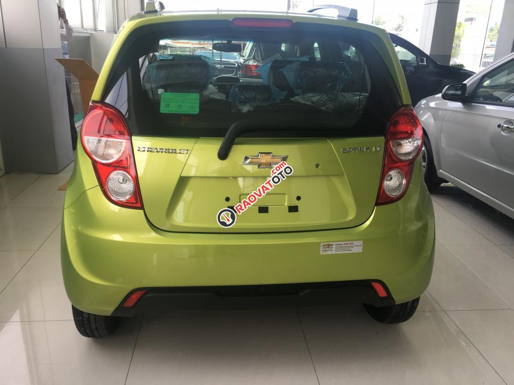 Bán xe Chevrolet Spark LS năm 2017, giá cạnh tranh, vay lãi suất thấp-2