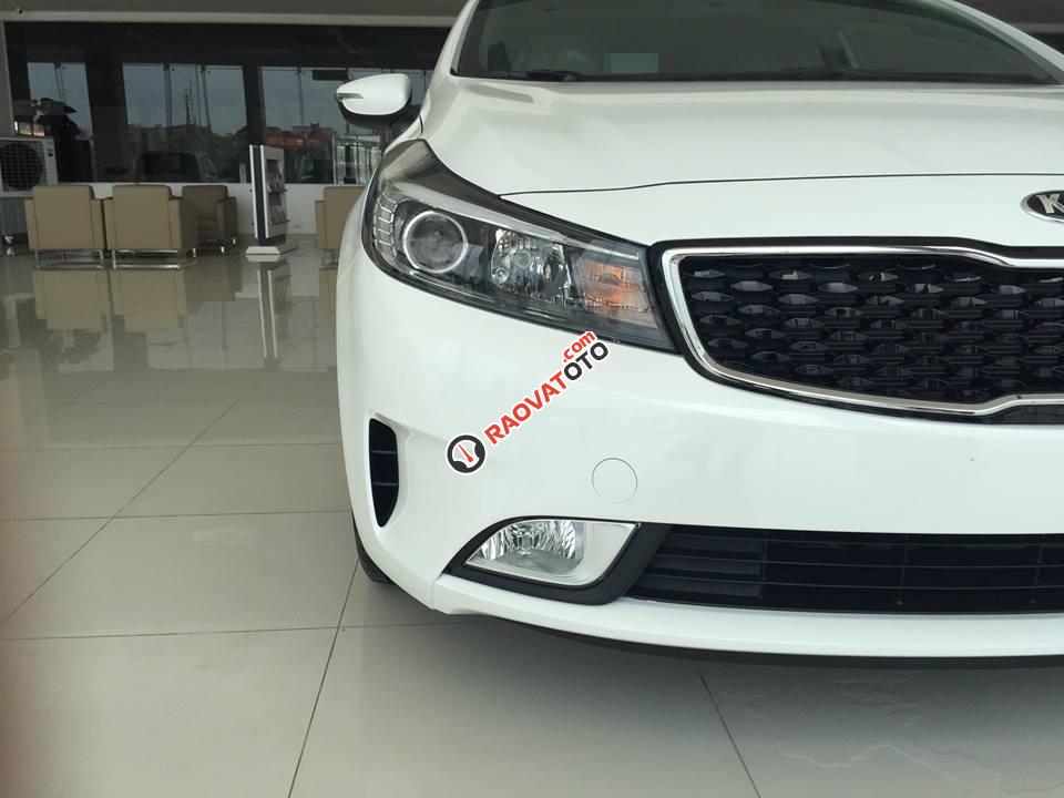 Kia Cerato 1.6 MT 2018 giá tốt nhất thị trường, 530tr đủ tất cả các màu, liên hệ để có thể hỗ trợ thêm mâm 17-8