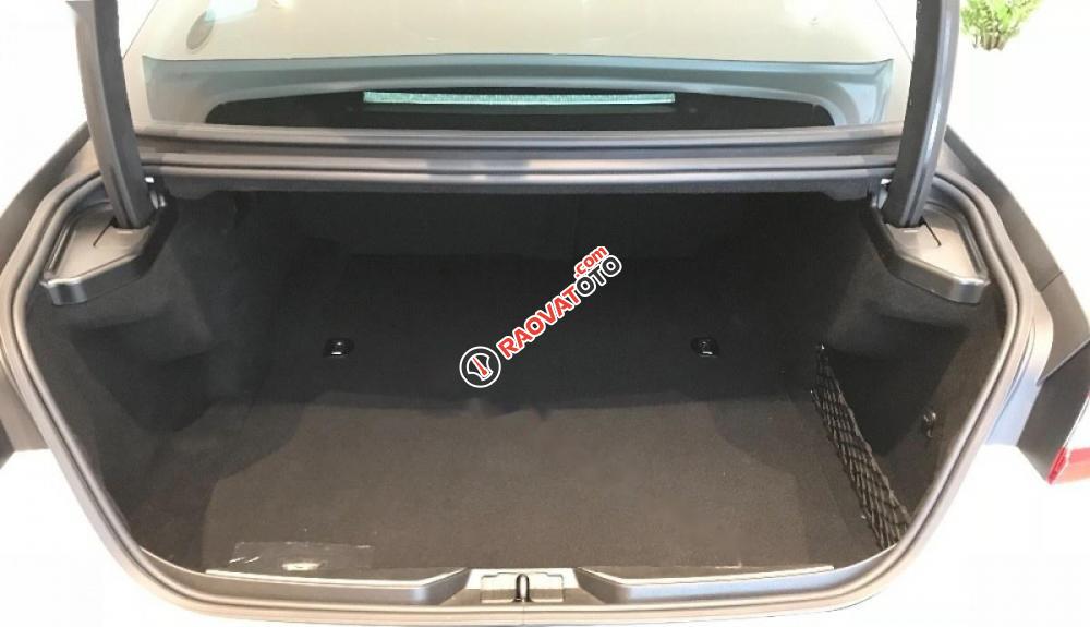 Cần bán xe Maserati Quatroporte 3.0 V6 đời 2017, màu trắng, xe nhập-4