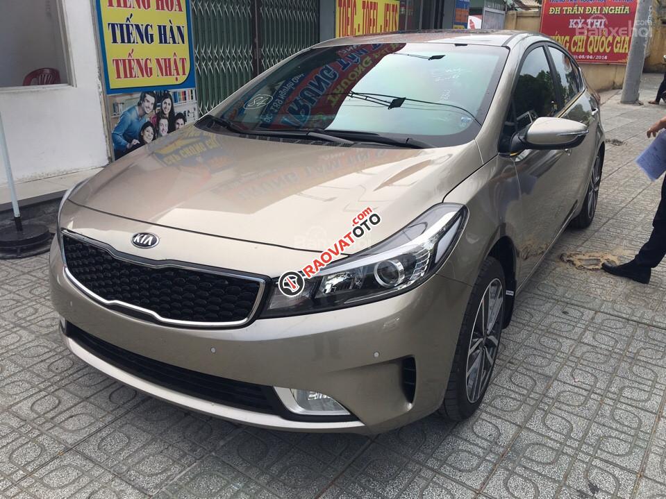 Kia Cerato 2017, tiện nghi cao cấp, chỉ cần trả trước 130 triệu-1