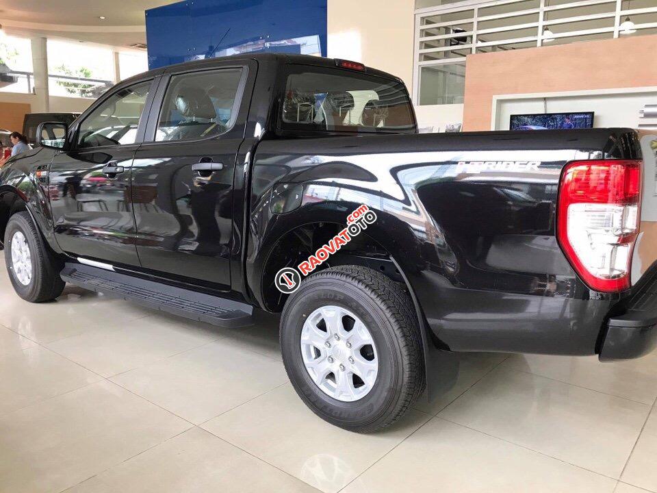 Cần bán Ford Ranger XLS 2.2L AT tại Thái Nguyên, màu đen, xe nhập giá cạnh tranh-3