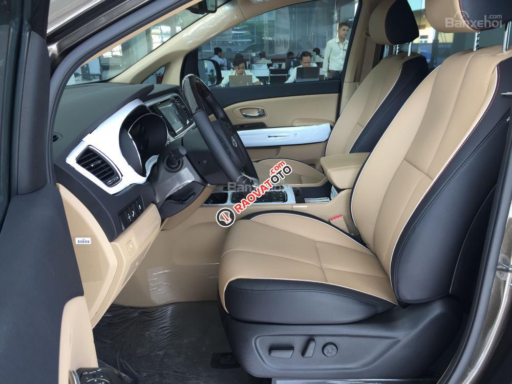 Kia Sedona 2017 mới 100%, sở hữu ngay chỉ với 230 triệu, lãi suất ưu đãi - Khuyến mãi cực hấp dẫn - LH 0932 009 722-7