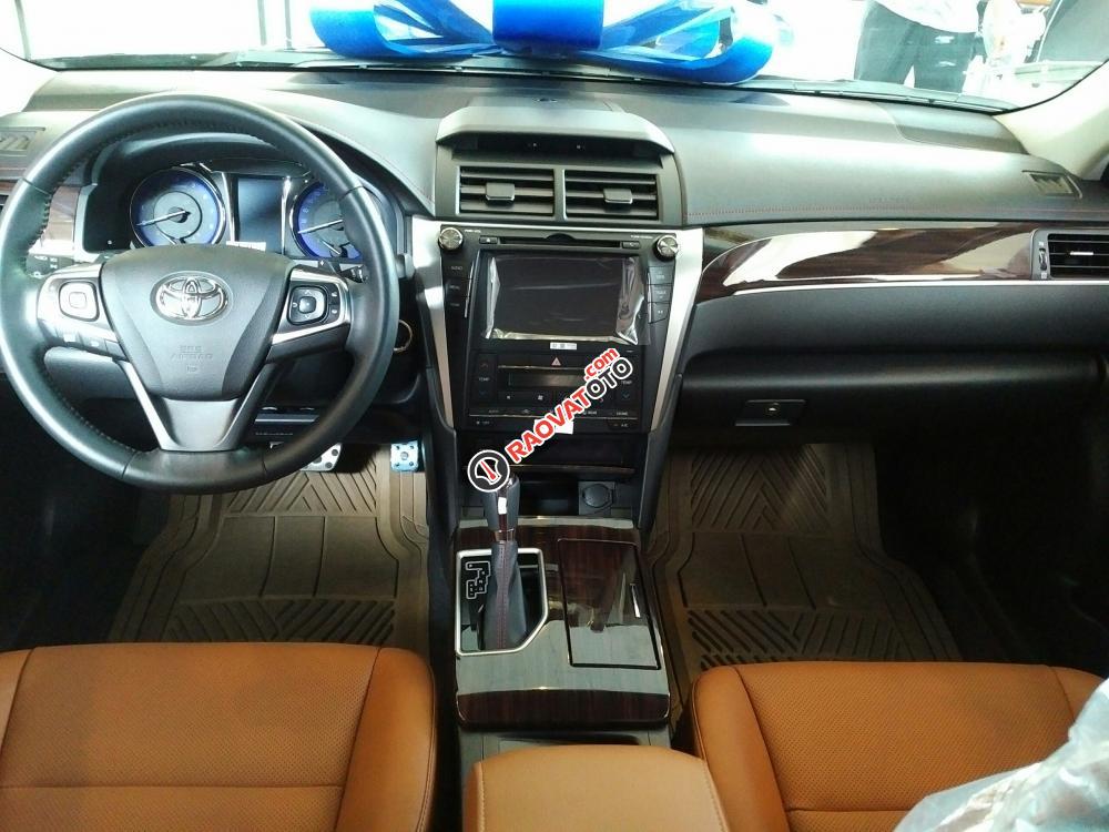 Bán Toyota Camry 2.5Q 2018 - Ưu đãi bảo hiểm, phụ kiện - Hỗ trợ vay 90% giá trị xe - Liên hệ 0902336659-2
