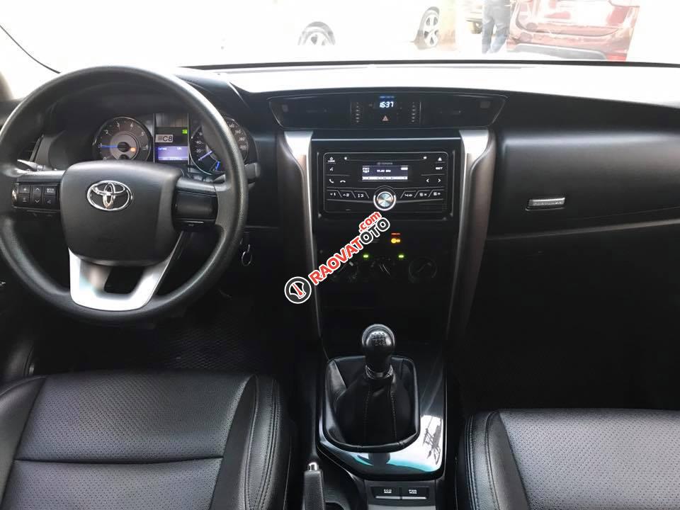 Cần bán xe Toyota Fortuner sản xuất 2016, màu trắng, 1 tỷ 065 triệu nhập khẩu-5