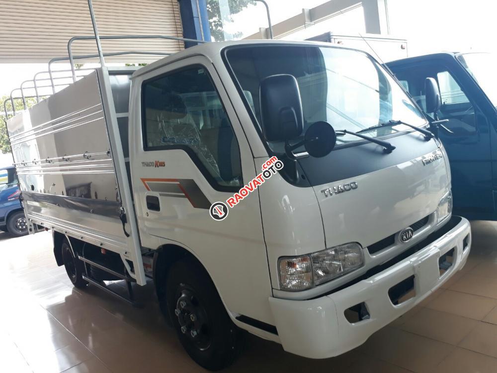Xe tải Kia K165 thùng mui bạt, tải 2,49 tấn, đời 2017. Hỗ trợ trả góp 75% giá trị, trả trước 100 triệu-3