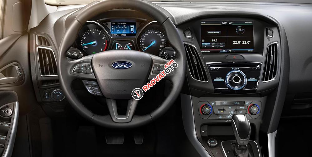 Ford Focus Sport động cơ Ecoboost 1.5L 5 cửa số tự động 6 cấp năm 2017, giá cạnh tranh-3