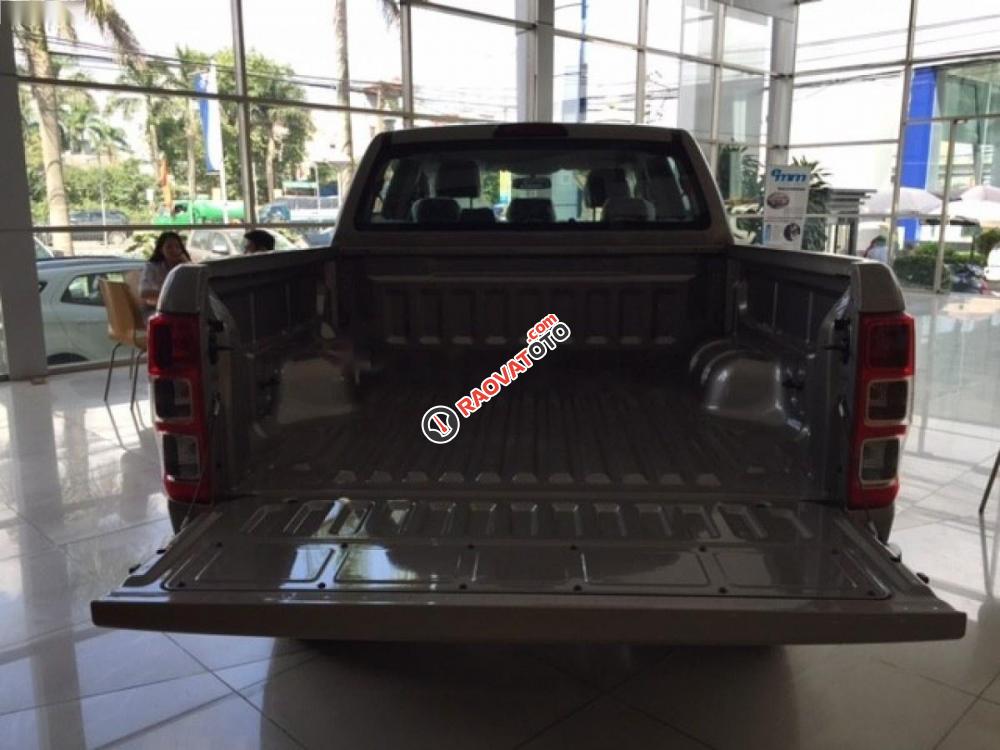 Bán xe Ford Ranger XLS 2.2L 4x2 MT đời 2017, nhập khẩu nguyên chiếc-2