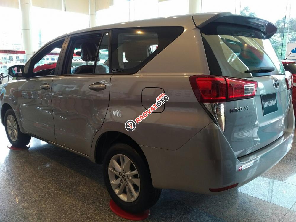 Bán Toyota Innova 2.0E MT 2018 - Ưu đãi bảo hiểm, phụ kiện - 230 triệu lấy xe - Liên hệ 0902336659-2