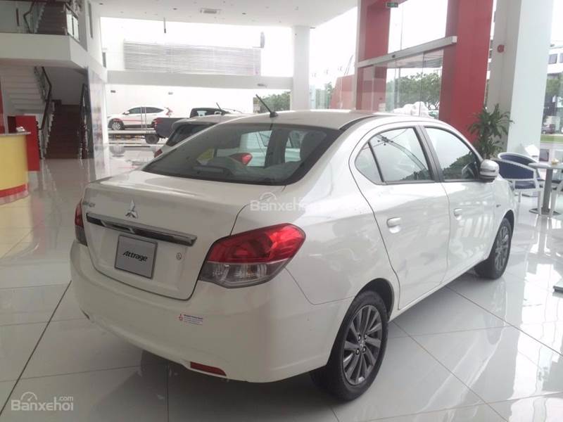 Bán Mitsubishi Attrage đời 2017, màu trắng, nhập khẩu  -3