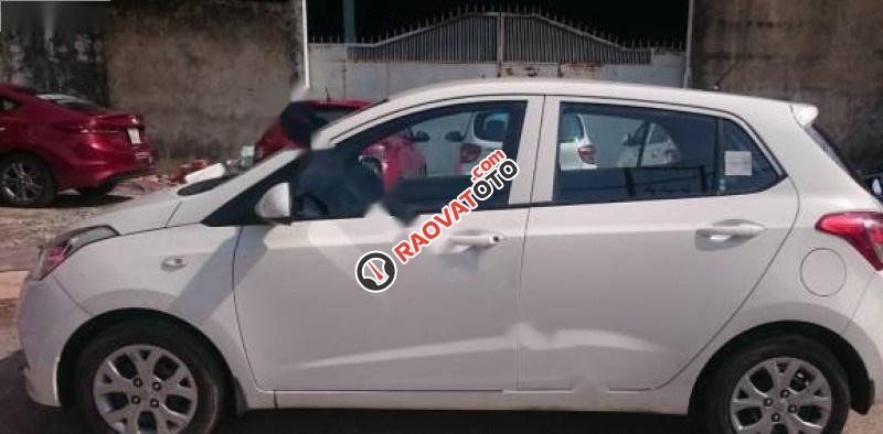 Cần bán Hyundai Grand i10 1.0 MT Base đời 2016, màu trắng, nhập khẩu nguyên chiếc-4