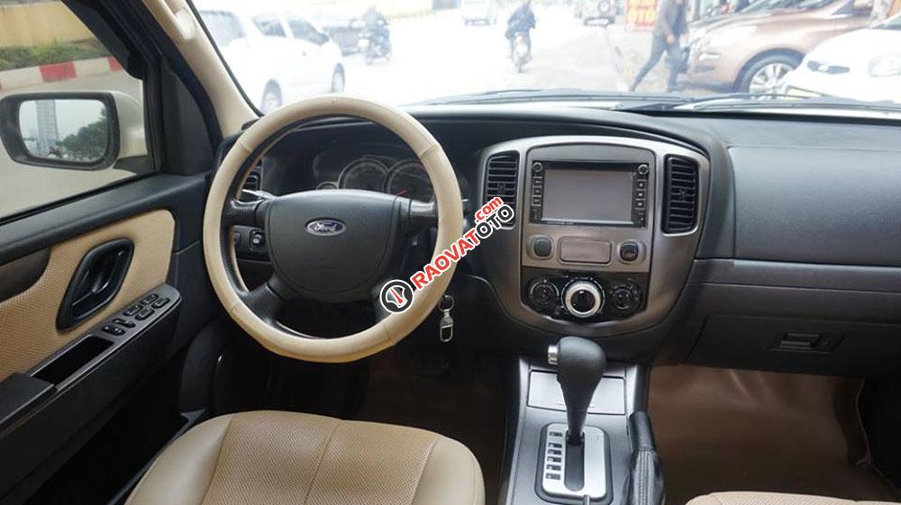 Cần bán Ford Escape đời 2009, màu trắng-6