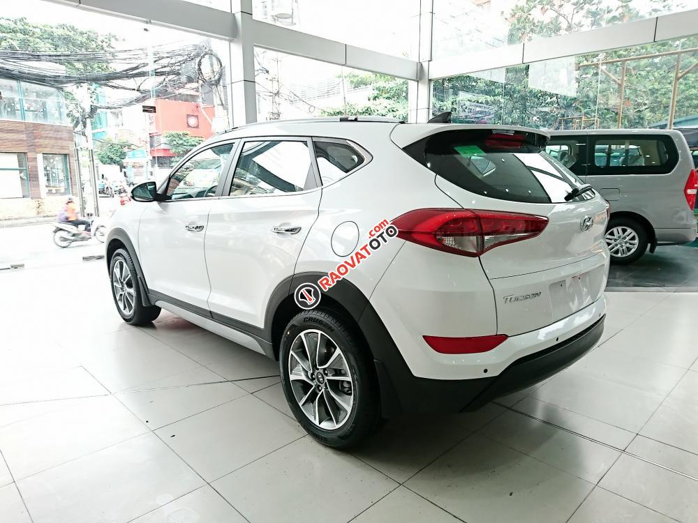 Hyundai Tucson 2.0 AT Full xăng 2017 giá sốc, giảm tới 92tr-9