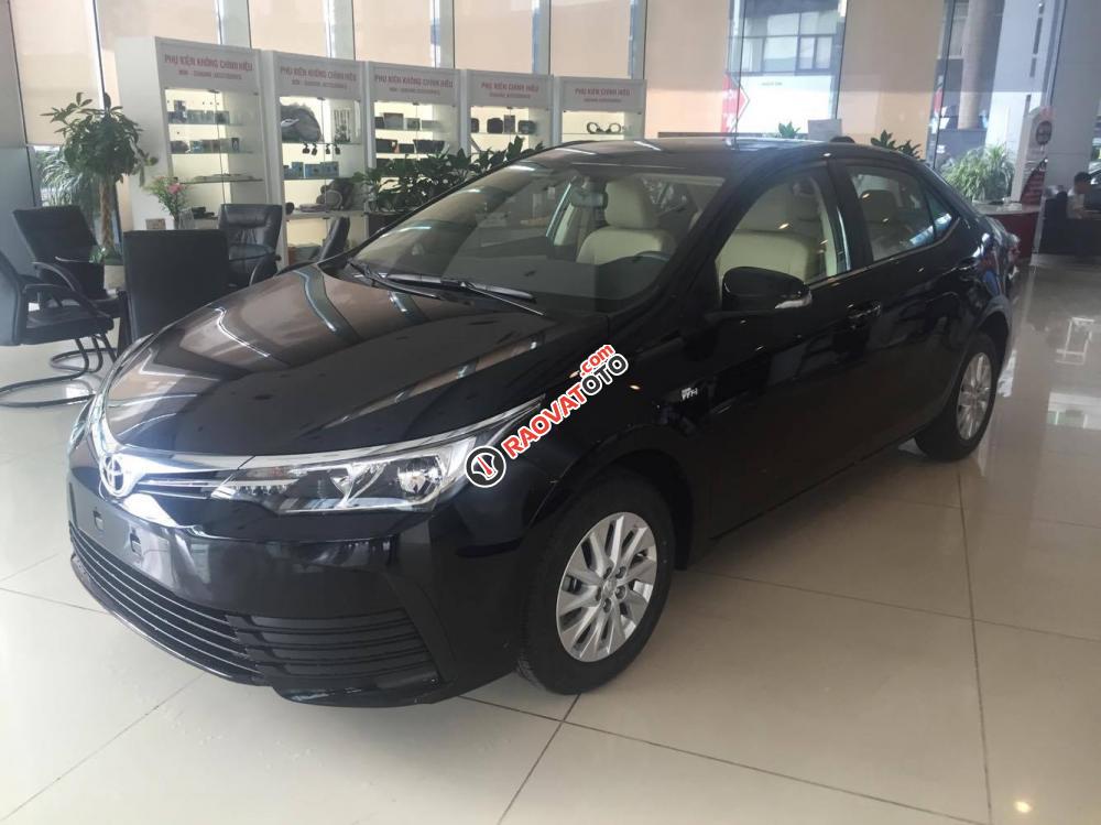 Bán ô tô Toyota Corolla Altis 2.0V CVT-i model 2018, trả góp chỉ với 300tr, LH ngay em Hùng 0911404101-2