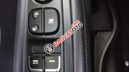 Bán Kia Rondo 1.7 AT đời 2014 xe gia đình-13