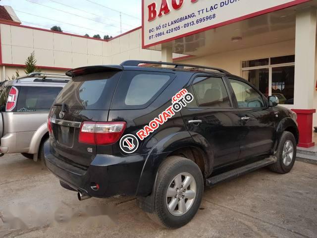 Bán gấp Toyota Fortuner 2.5G MT sản xuất 2011, màu đen-0