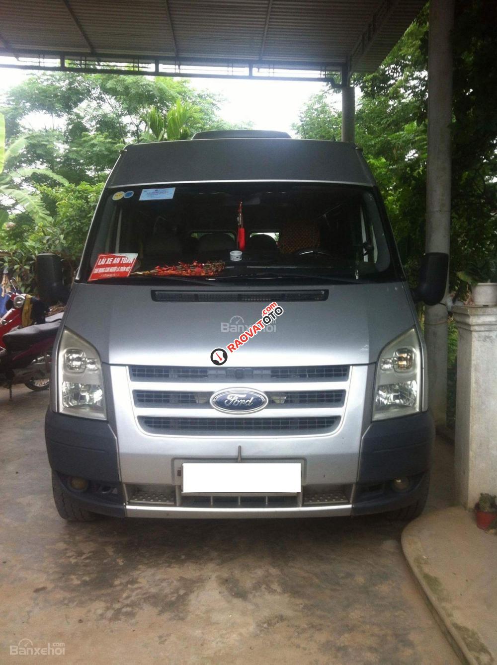 Bán xe Ford Transit 2009, màu bạc, nhập khẩu -1