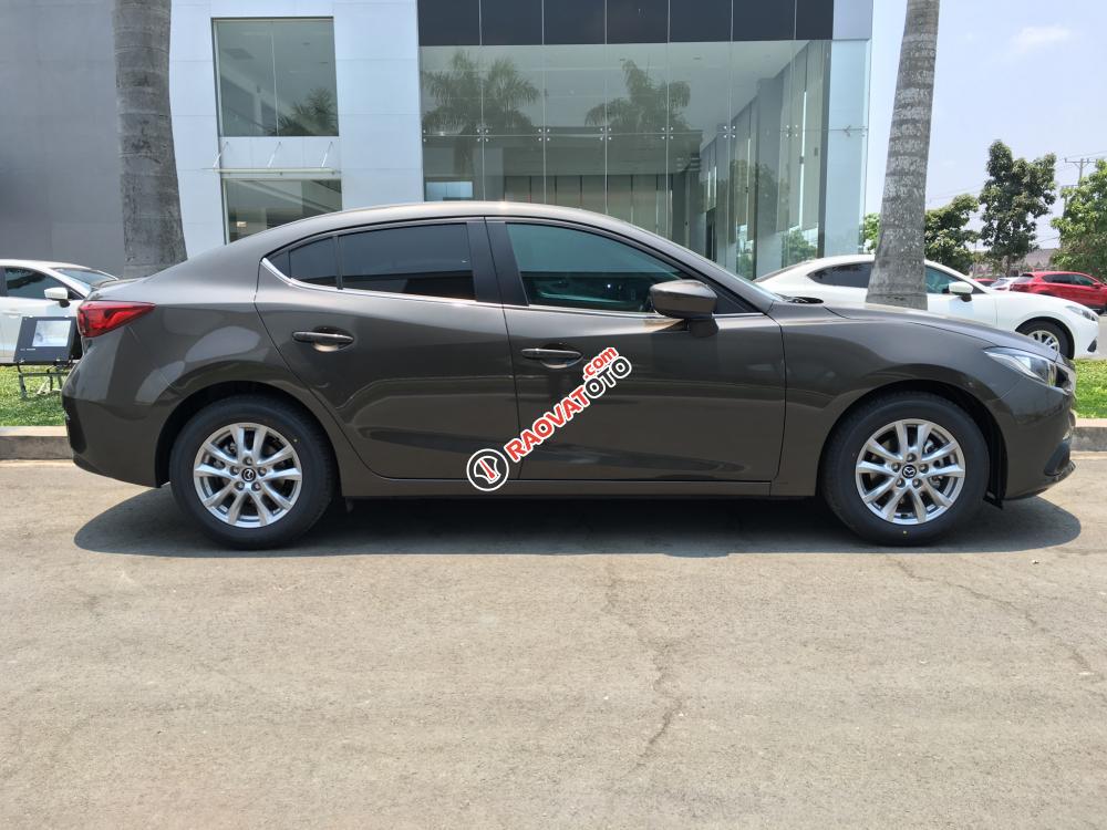 Bán xe Mazda 3 1.5L đời 2017, màu nâu, 649 triệu-2