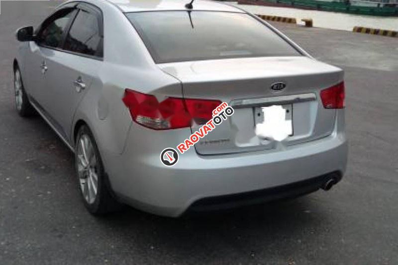 Bán xe Kia Cerato sản xuất 2010, màu bạc, nhập khẩu số sàn, giá 328tr-1