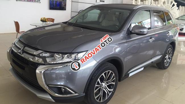 Bán Mitsubishi Outlander 2017 tại Quảng Trị xe nhập Nhật, giao xe ngay, đủ màu, liên hệ: 094 667 0103-1