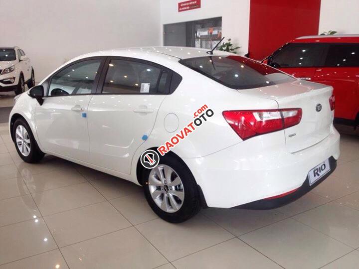 Bán xe Kia Rio 4DR AT đời 2017 nhập khẩu chính hãng-3