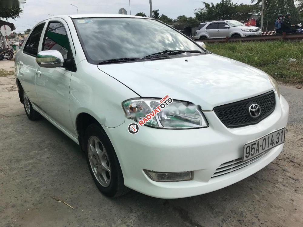 Cần bán Toyota Vios G năm 2004, màu trắng-0