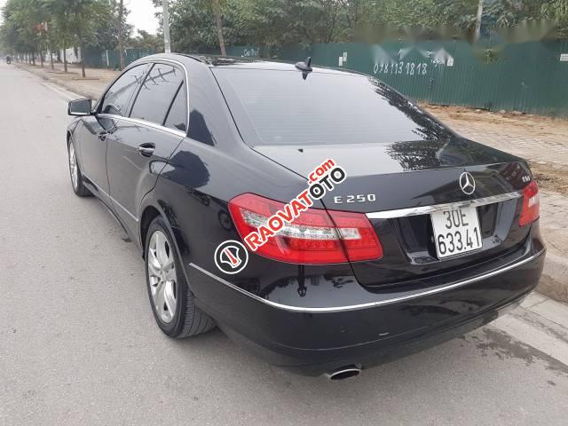 Bán xe Mercedes E250 đời 2010, màu đen, nhập khẩu nguyên chiếc  -1