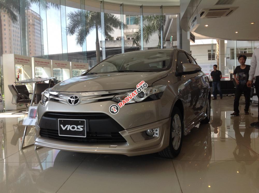 Bán Toyota Vios 1.5G AT đời 2018, màu nâu vàng, hỗ trợ trả góp lên tới 90% mọi miền tổ quốc-0