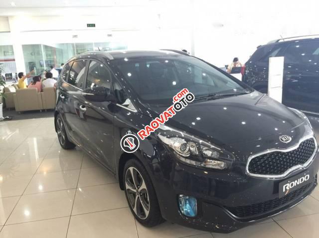 Bán xe Kia Rondo 2.0AT đời 2017, màu đen-0