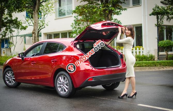 Bán xe Mazda 3 đời 2017, màu đỏ-4