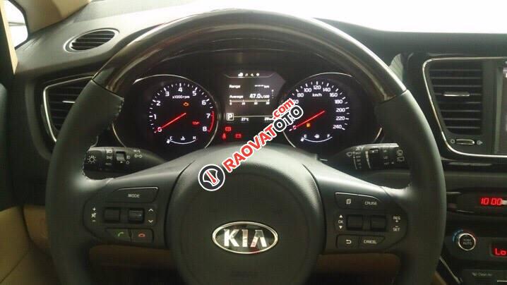 Kia Grand Sedona 2.2 DATH 2017, full option, giảm giá cực tốt trong tháng-3