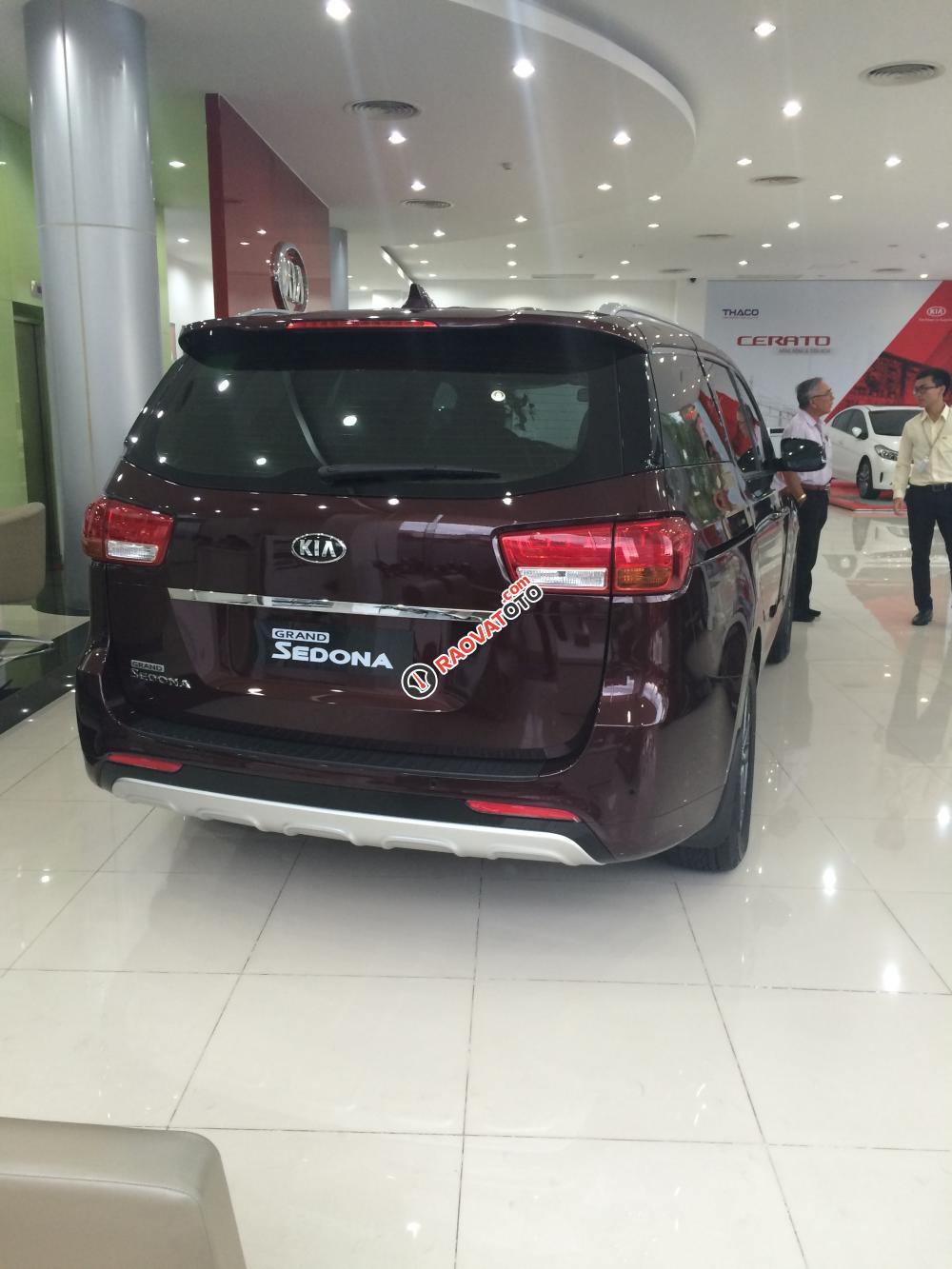 Chỉ 12 triệu/tháng có ngay xe Kia Sedona-9