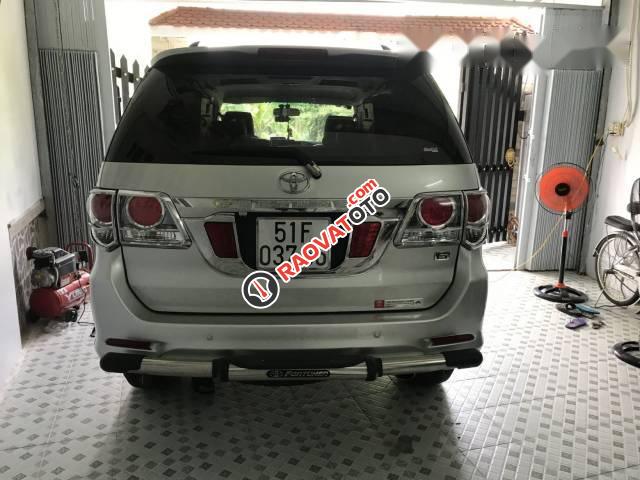 Bán Toyota Fortuner 2014, màu bạc-4