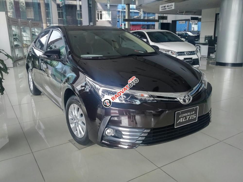 Toyota Altis 1.8E CVT, màu nâu - Xe giao ngay, hỗ trợ lấy xe trả góp - Đại Lý Toyota Mỹ Đình/ hotline: 0973.306.136-4