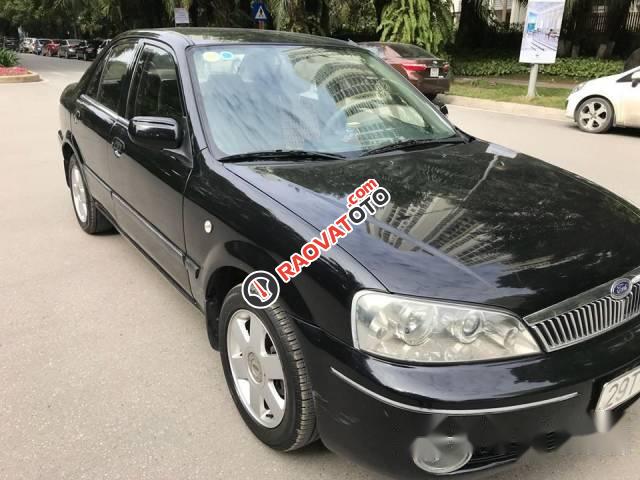 Bán gấp Ford Laser Deluxe MT đời 2004, màu đen-2