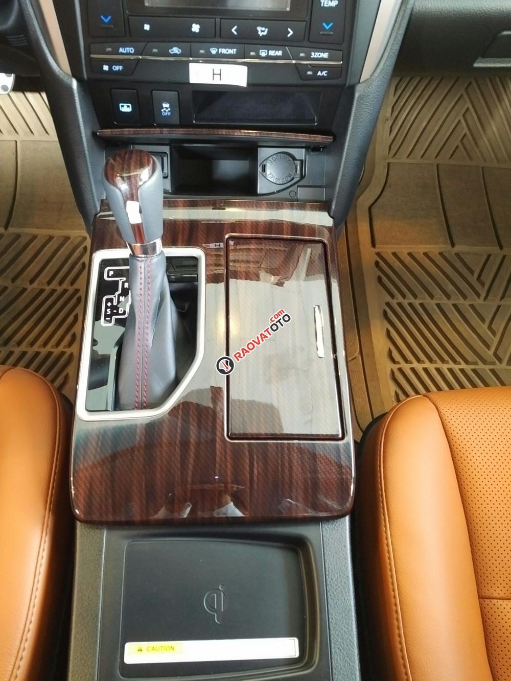 Bán Toyota Camry 2.5Q 2018 - Ưu đãi bảo hiểm, phụ kiện - Hỗ trợ vay 90% giá trị xe - Liên hệ 0902336659-3