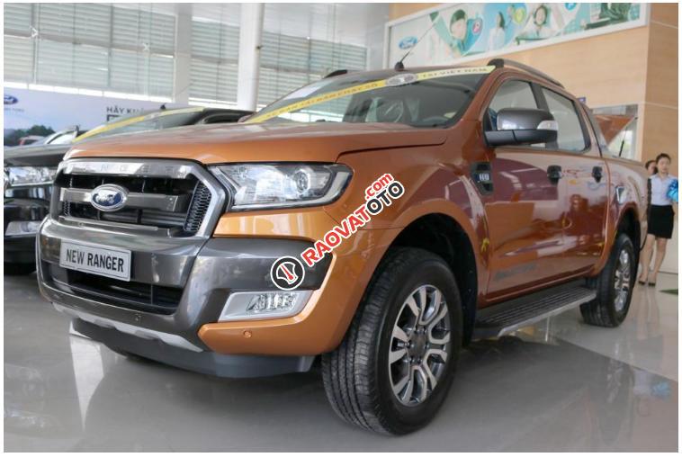 Ford Ranger Wiltrak 3.2 đời 2017 màu cam, hỗ trợ trả góp hơn 80% giá trị xe tại Lào Cai-0