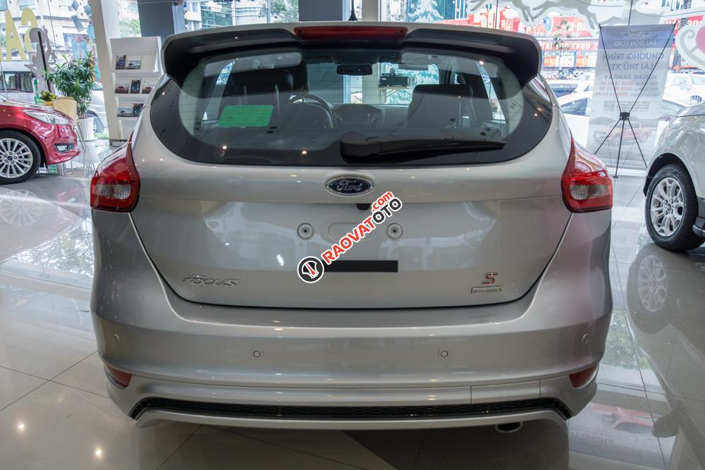 Ford Focus Trend khuyến mãi tối đa - hỗ trợ ngân hàng lên đến 80% cùng nhiều quà tặng hấp dẫn-5