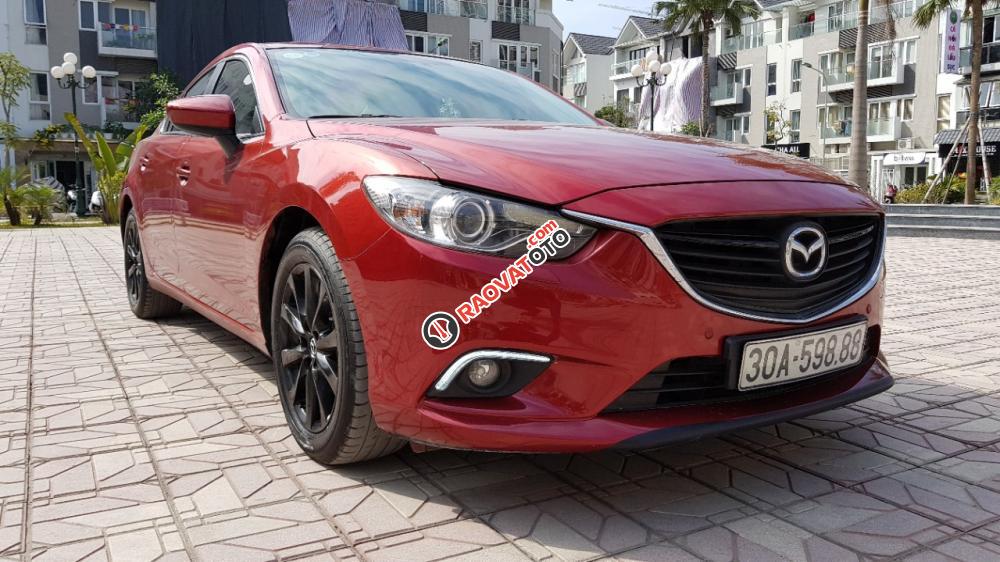 Cần bán xe Mazda 6 2.0AT đời 2015, màu đỏ-1