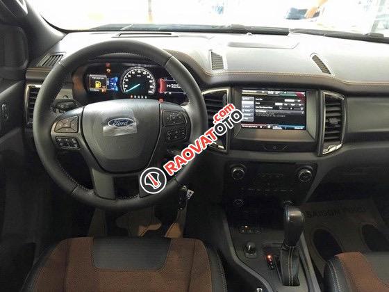 Bán Ford Ranger Wildtrak 3.2 giá tốt, tặng bộ phụ kiện, hỗ trợ 80% NH, 0934799119-3