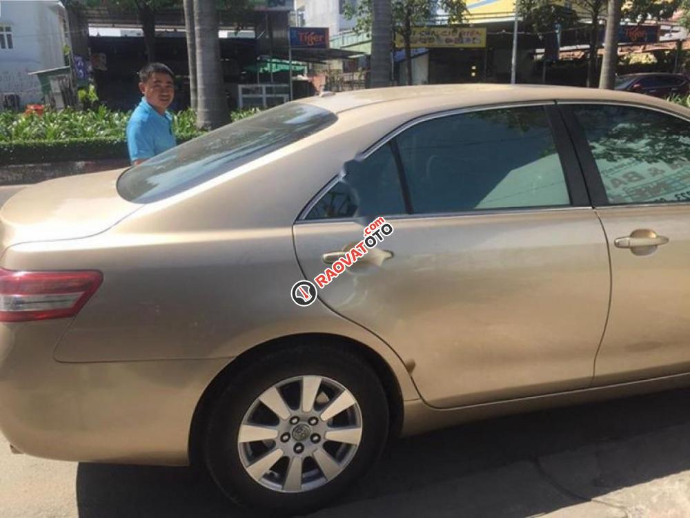 Cần bán xe Toyota Camry 2.5 đời 2009, màu vàng, nhập khẩu-0