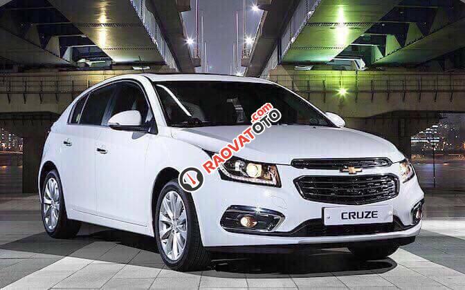 Chevrolet Cruze phiên bản 2018 mới ra mắt, hỗ trợ 100% ngân hàng lãi suất 0% trong 6 tháng, Alo ngay nhận giá sốc-0