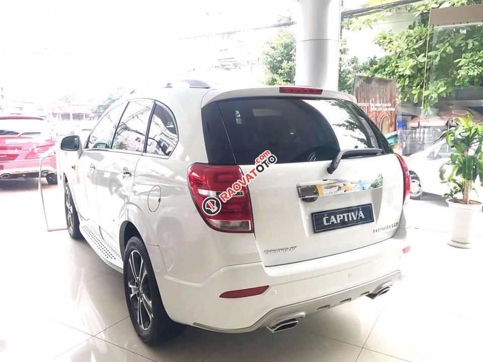 Chevrolet Captiva Revv 2.4L, hỗ trợ vay, trả trước 10%, ưu đãi 20 triệu, giao xe tận nhà Nhung 0975768960-5