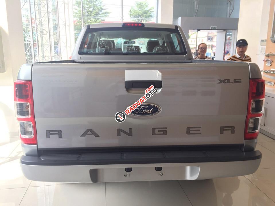 Cần bán xe Ford Ranger XLS MT màu bạc, nhập khẩu, giá không tưởng-2