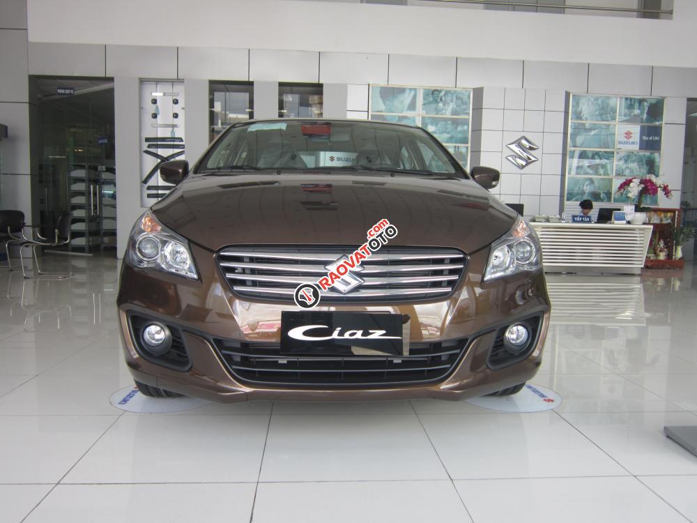 Cần bán Suzuki Ciaz model 2017, giảm giá đến 92tr, chỉ cần 120tr giao xe ngay-3